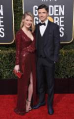rs_634x1024-190106175426-634-ashley-hinshaw-topher-grace-golden-globes-2019-me-010619